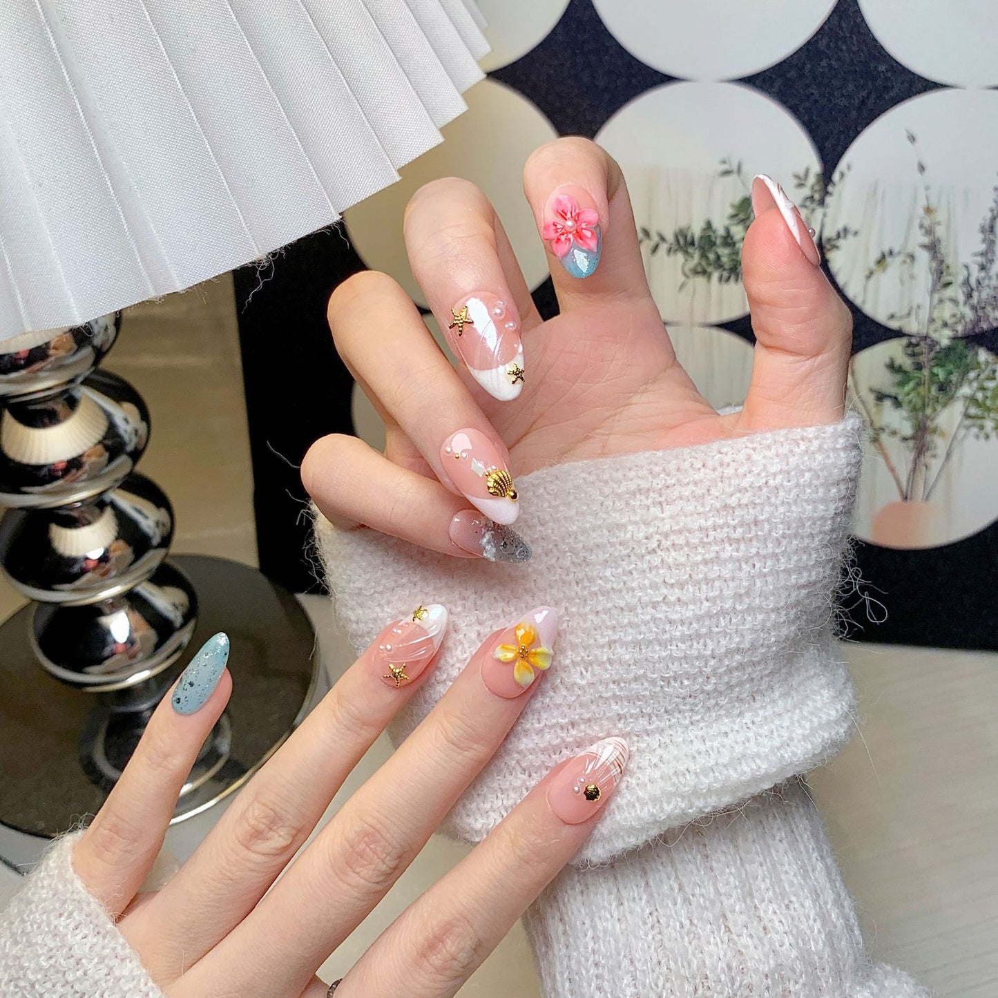 Coastal Dream - Short Almond Press-on Nails